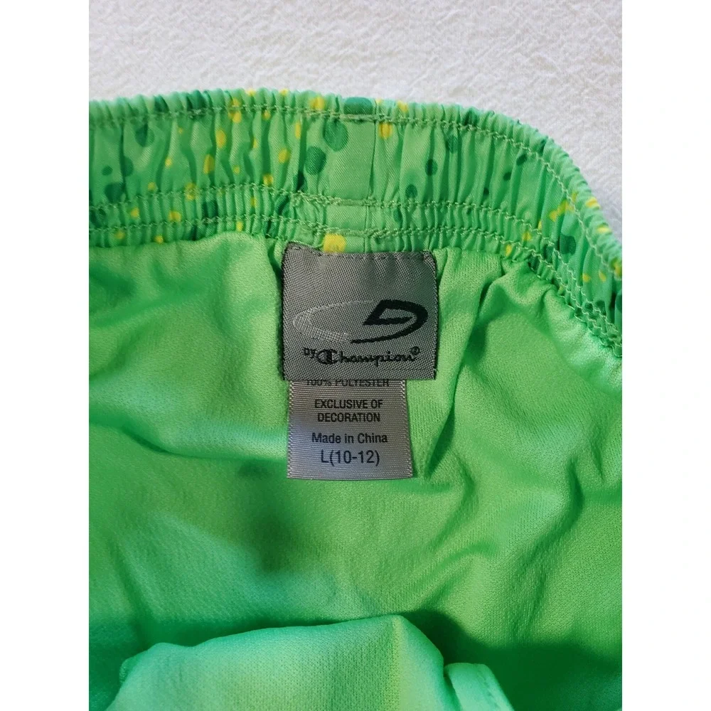 Champion Girls Athletic Short Size Large‎ (10-12)